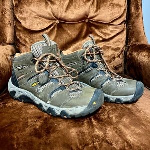 Keen Hiking Boots
